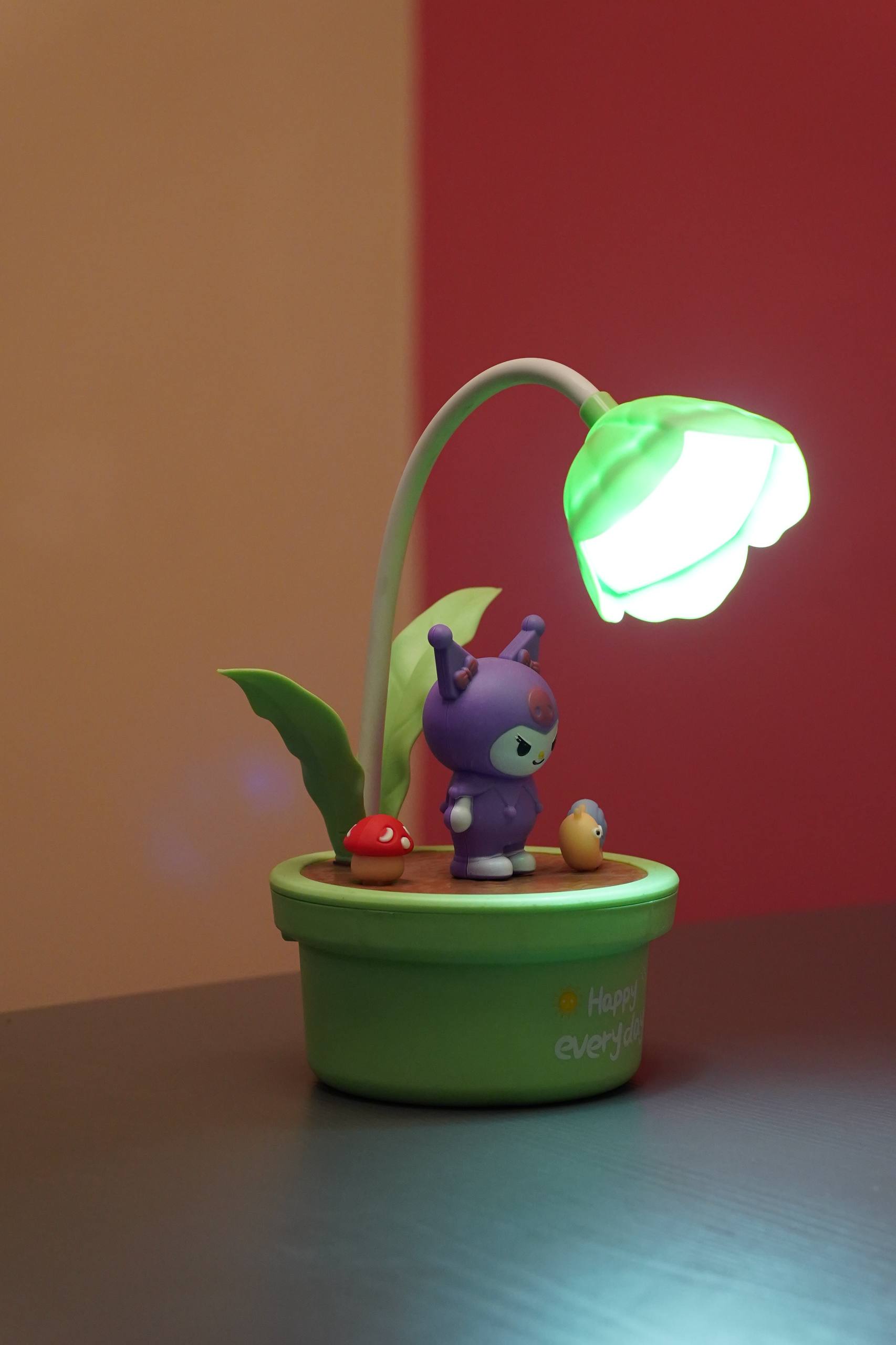 Flower Pot for Table Lamp Beautiful Study table